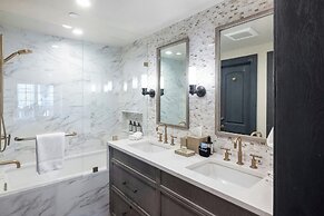 The Lodge at Vail, a RockResort by Vail Resorts