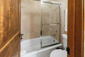 The Lodge at Vail, a RockResort by Vail Resorts