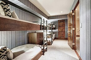 The Lodge at Vail, a RockResort by Vail Resorts