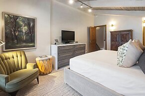 The Lodge at Vail, a RockResort by Vail Resorts