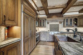 The Lodge at Vail, a RockResort by Vail Resorts