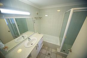 Lazy Lizard Motor Inn