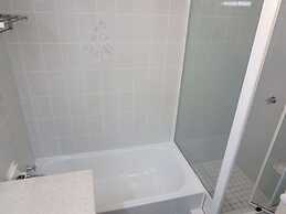 Lazy Lizard Motor Inn