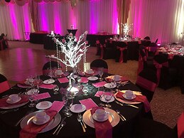 Radisson Suite Hotel Oceanfront