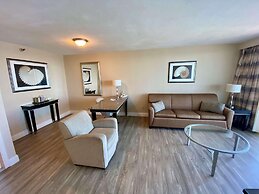 Radisson Suite Hotel Oceanfront