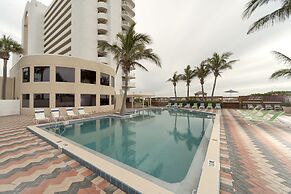 Radisson Suite Hotel Oceanfront