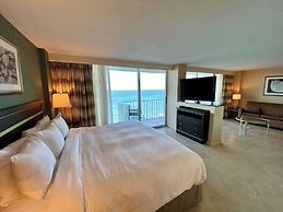 Radisson Suite Hotel Oceanfront