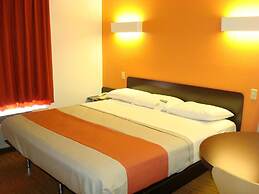 Motel 6 Arkadelphia, AR