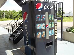 Americas Best Inn Brinkley