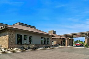Best Western Okemos/East Lansing Hotel & Suites
