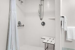 Best Western Okemos/East Lansing Hotel & Suites