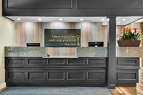 Best Western Okemos/East Lansing Hotel & Suites