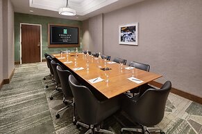 Embassy Suites by Hilton Tysons Corner