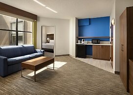Holiday Inn Express & Suites Irving Dfw Airport North by IHG