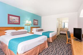 Howard Johnson by Wyndham Commerce GA