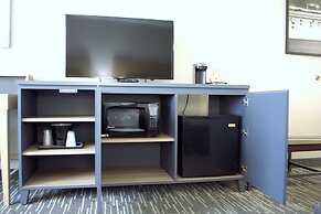 Country Inn & Suites by Radisson, Port Clinton, OH