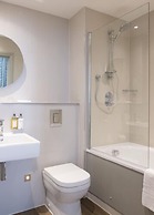 Bush Hotel Farnham