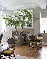 Bush Hotel Farnham