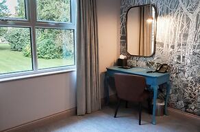 Bush Hotel Farnham