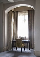 Bush Hotel Farnham