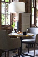 Bush Hotel Farnham