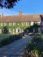 Bush Hotel Farnham