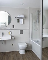 Bush Hotel Farnham