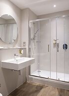 Bush Hotel Farnham