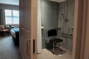 Bush Hotel Farnham
