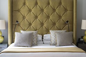 Bush Hotel Farnham