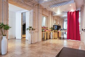 Hotel Astoria - Astotel