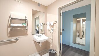 Mayfair Inn