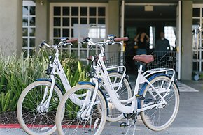 Portofino Hotel & Marina