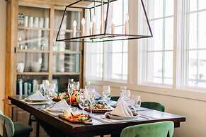 Portofino Hotel & Marina