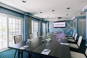 Portofino Hotel & Marina