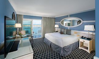 Portofino Hotel & Marina