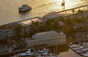 Portofino Hotel & Marina