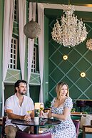 Portofino Hotel & Marina