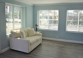 Signature Anaheim Maingate