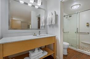 Best Western Plus South Coast Inn