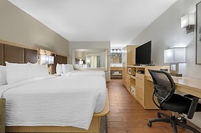 Best Western Plus South Coast Inn