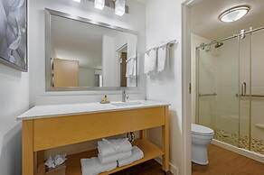 Best Western Plus South Coast Inn
