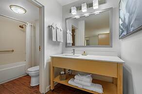 Best Western Plus South Coast Inn