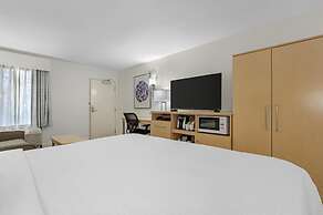 Best Western Plus South Coast Inn