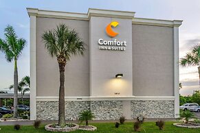 Comfort Inn & Suites St. Pete - Clearwater International Airport