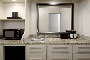 Embassy Suites by Hilton Tampa Airport Westshore