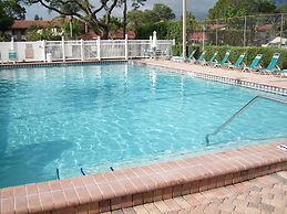 Shorewalk Vacation Villas