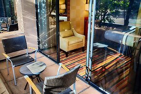 Pinnacle Hotel Harbourfront