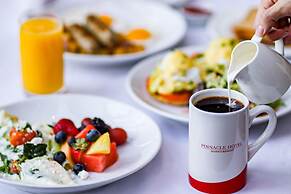 Pinnacle Hotel Harbourfront