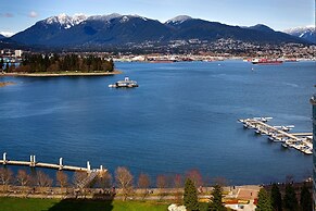 Pinnacle Hotel Harbourfront